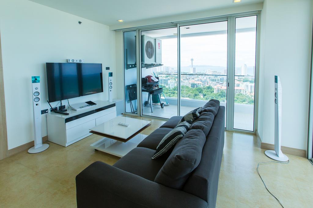 The Cliff Residence Condo Pattaya Chambre photo
