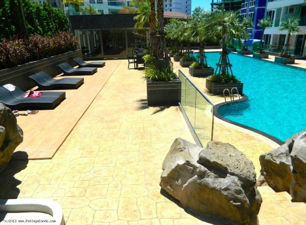 The Cliff Residence Condo Pattaya Extérieur photo